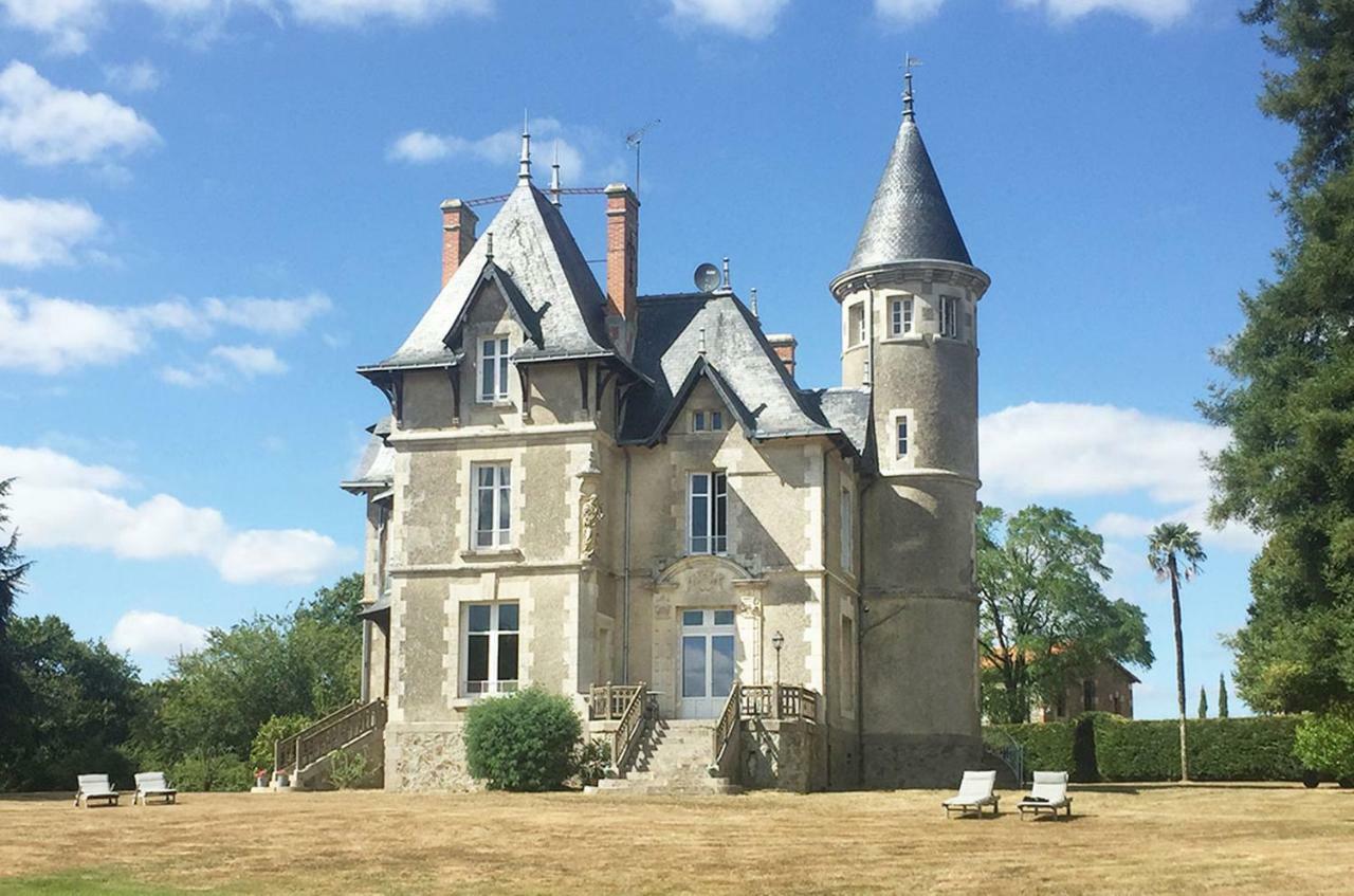 Chateau Breduriere Moutiers-sur-le-Lay Extérieur photo